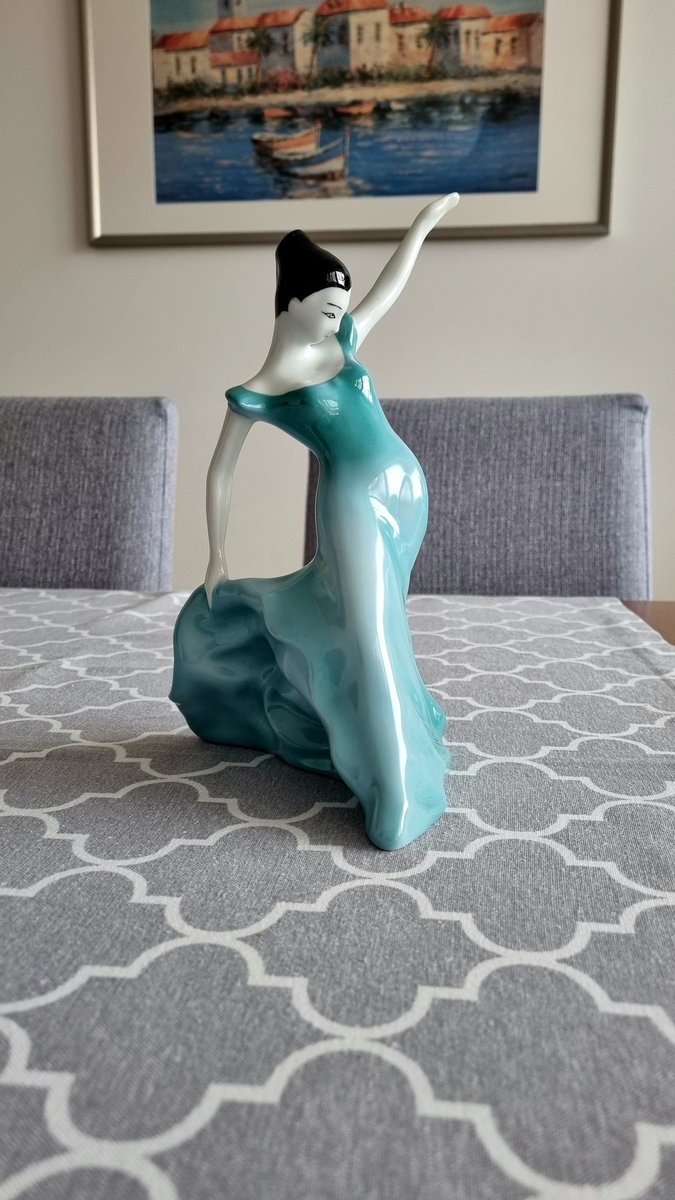 Meri_morkie's tweet image. #porcelain #arpo