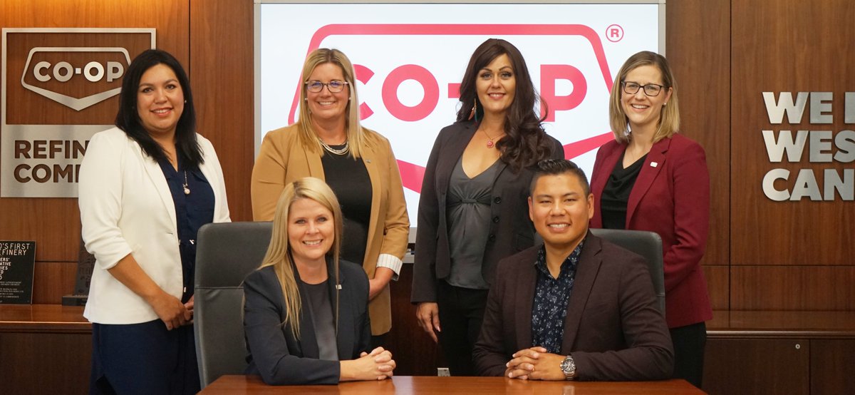 CoopFCL's tweet photo. FCL is committed to its journey toward truth and reconciliation. Today, we furthered that commitment by entering into a three-year Indigenous HR Strategy with @FHQDev and Tokata HR Solutions.

Learn more here: https://t.co/AwtfxJK1PE https://t.co/QHsDv2SrI2