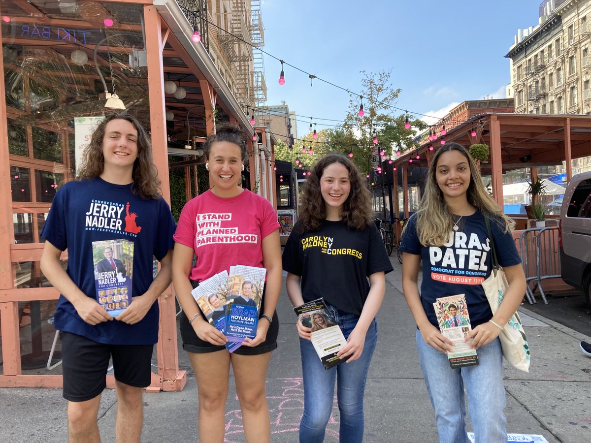 mcdiarmidlucy's tweet photo. These sweet-faced young folk were promoting rival candidates in the NYC primary election today, but they stood happily together on a single corner. I had already voted for one of the candidates, but I didn’t reveal which. #DemocracyInAction #primaryday #NYC #RisingGeneration https://t.co/heZ9XOOvws