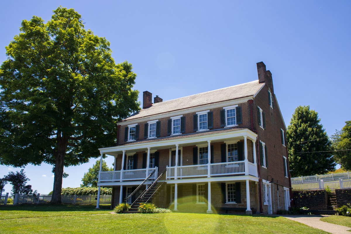 WestOverton's tweet photo. We're open all weekend from 10am-4pm Thursday through Sunday! Stop in for tours of the Overholt Homestead, and the Museum. Saturday and Sunday the Educational Distillery will be open for tours and tastings too! https://t.co/SqD0vsP7H6