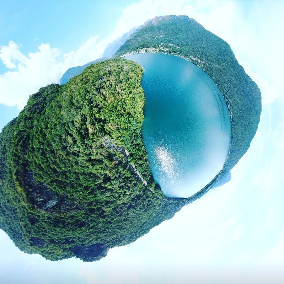 massimogorla's tweet photo. La sfera d'acqua #instagood #piemonte #travel #lagodimergozzo #dronephotography https://t.co/RmvdqFLdDO https://t.co/UjBX2LiiAb