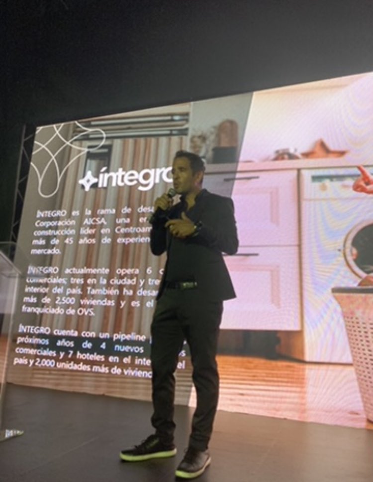 GTespectaculos's tweet photo. ÍNTEGRO,  empresa desarrolladora y operadora de proyectos comerciales, residenciales y franquicias de moda, parte de corporación AICSA, anunció el inicio de la construcción de su proyecto mixto de vivienda vertical y área comercial, #atarah #íntegro https://t.co/mZGtEQgwnp