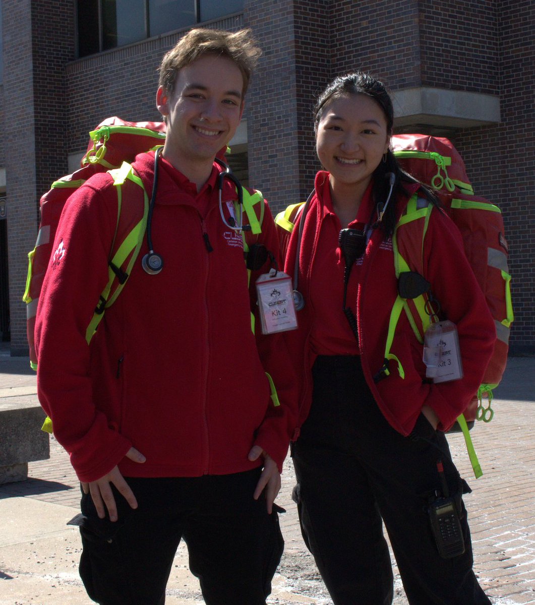 CUSERT's tweet photo. Hey Ravens! Looking to join our team of first responders? Applications are open now, look in our bio for more information! Applications close September 18th #CUSERT #call4444 @CarletonSafety @MyCarletonU https://t.co/iIM1nyRFZv