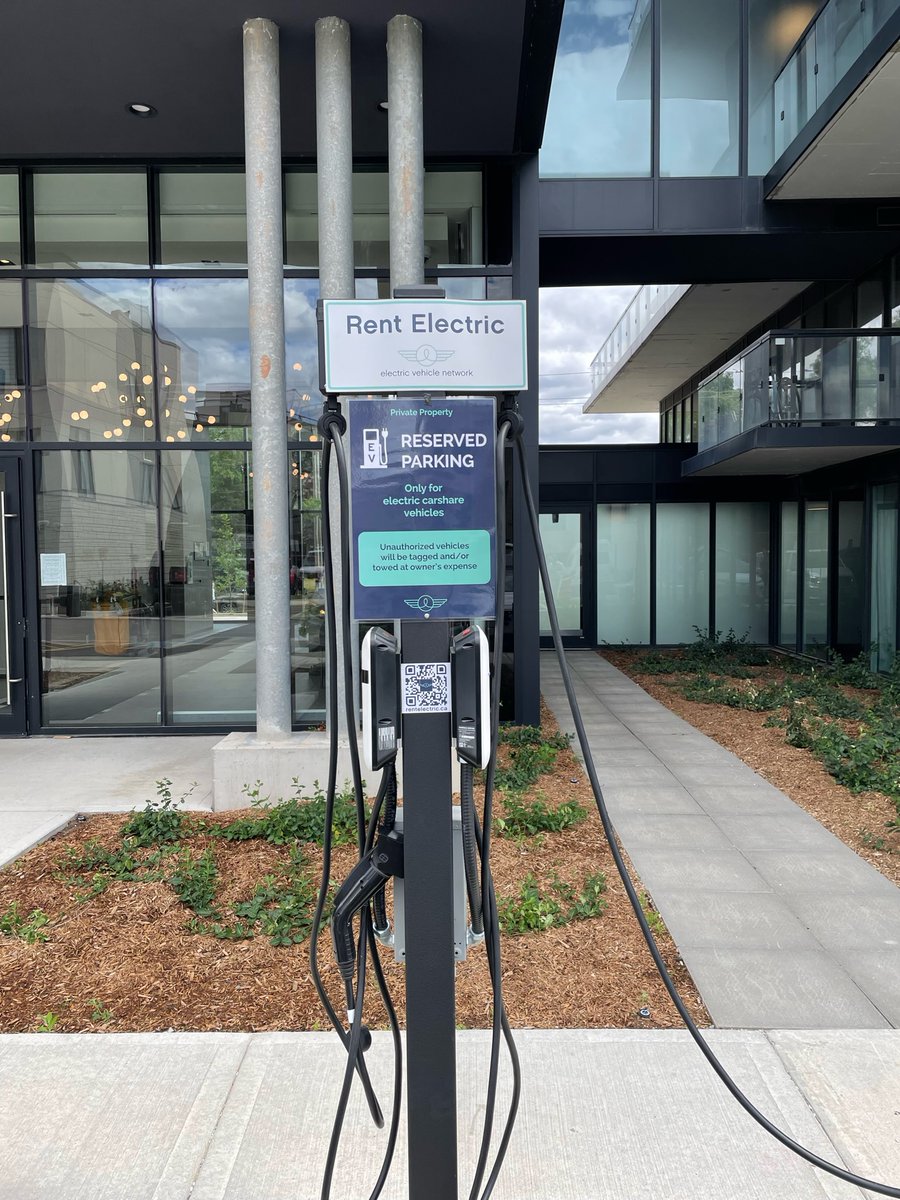 Announcing the completion of our #ZEVIP charging project. Electric Vehicle Network Inc. received funding from  <a href="/NRC_CNRC/">NRC Canada</a> for 26  <a href="/swtchenergy/">SWTCH</a> charging units, now installed throughout #Canada!
Learn, Drive, Love Electric ⚡
evnet.ca/buy/