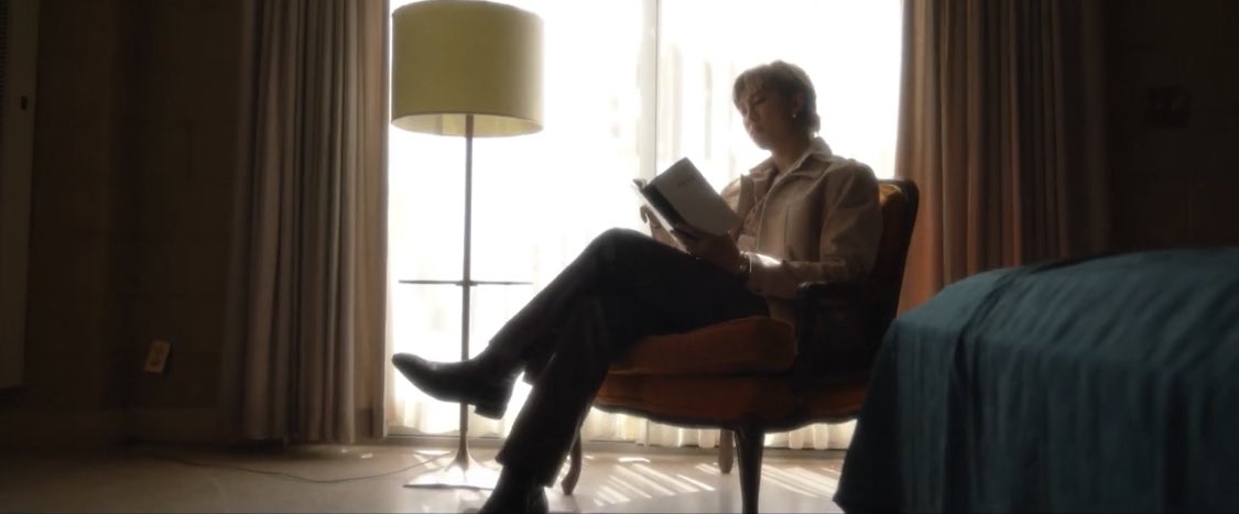 joonsbookshelf's tweet photo. Lo ha fatto per noi.
#joonsbookshelf https://t.co/wx88qVlSes