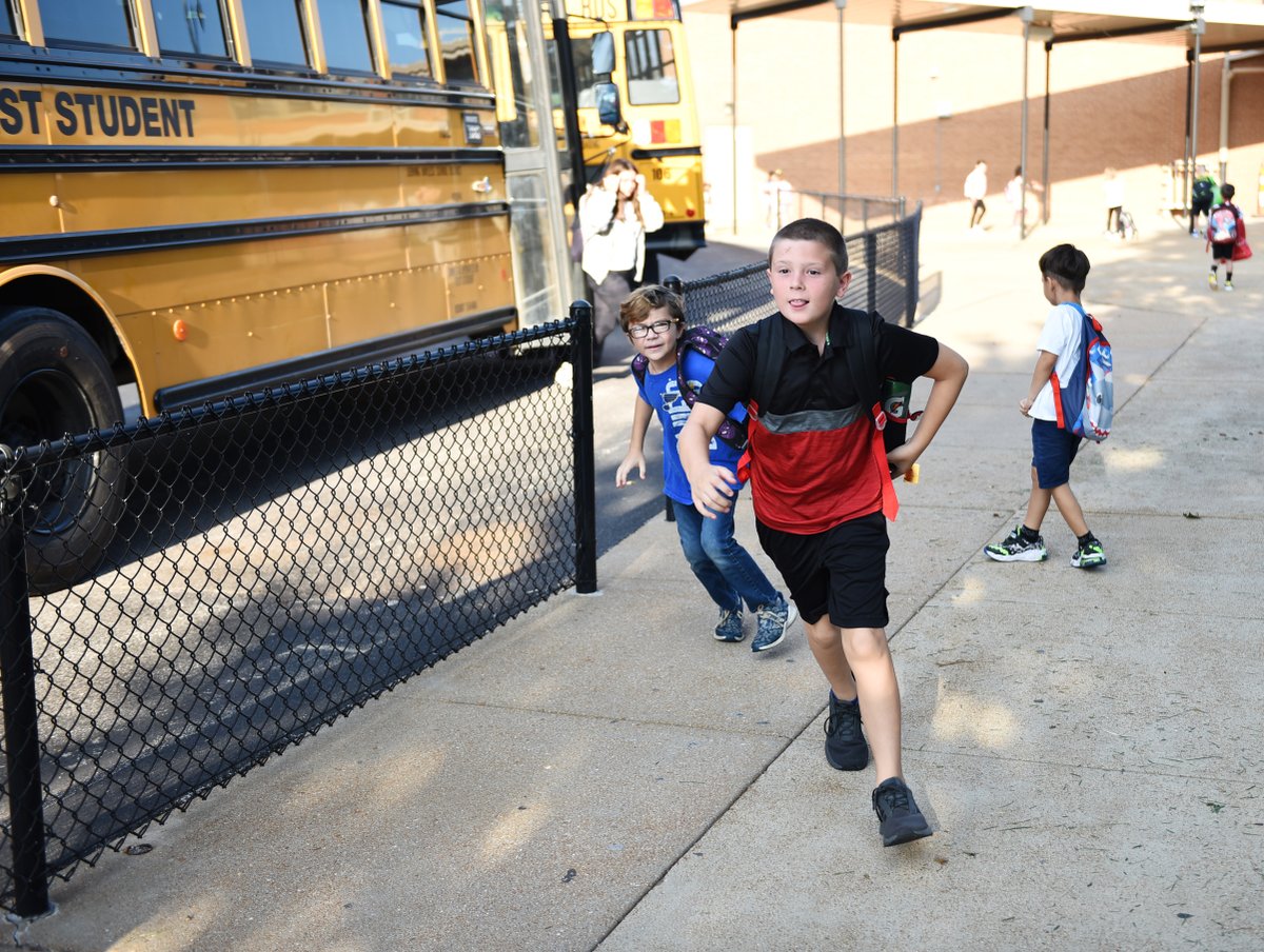 BaylessSchools's tweet photo. It is not even halfway done, but we can confidently say #BronchosFirstDay has been one of the best of the year. https://t.co/nY456kKr3J