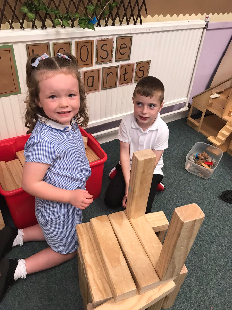 MrsOSheaTeaches's tweet photo. Some photos of our fantastic learning this week
#learningthroughplay https://t.co/vqdivKV9va