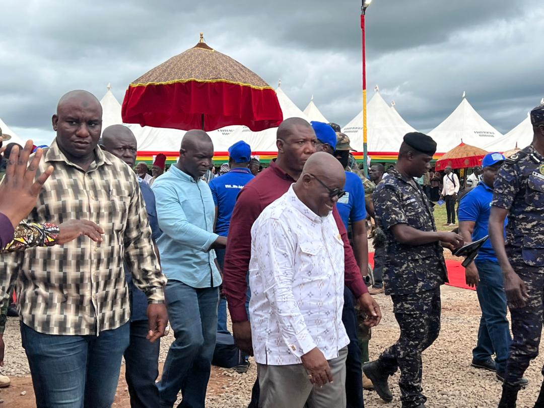GRIDCo_ghana's tweet photo. The Board Chairman, Chief Executive, and Management of GRIDCo, Ghana’s Transmission Company, have attended the commissioning of a Volta River Authority (VRA) 13-Megawatts (MW) Solar plant project. 

@moigovgh @GbehoBampoh @VoltaRiver 

Read more:
https://t.co/m64Ha18fiY https://t.co/DWjlF84d5f