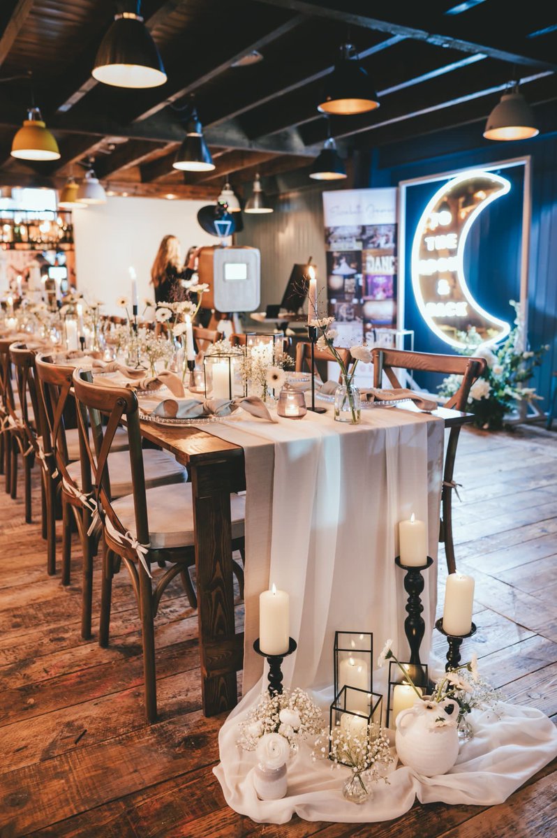 HCelebrationH's tweet photo. @CrimpleHgt one of our newest venues #chairhire #tablehire #wedding https://t.co/FXV7rZS1U3