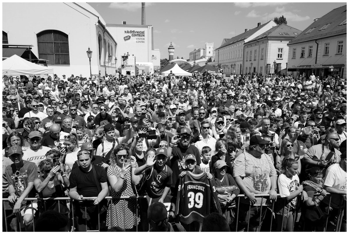 AndrejSustr's tweet photo. Congratulations to my long time friend @Francik_3 on getting his name on the @StanleyCup with @Avalanche! 

Thanks Frankie for letting me be around your family on your day with the Cup in our hometown!📸🙏🏽 #Leica @NHLPA https://t.co/xRnRf2dmlV