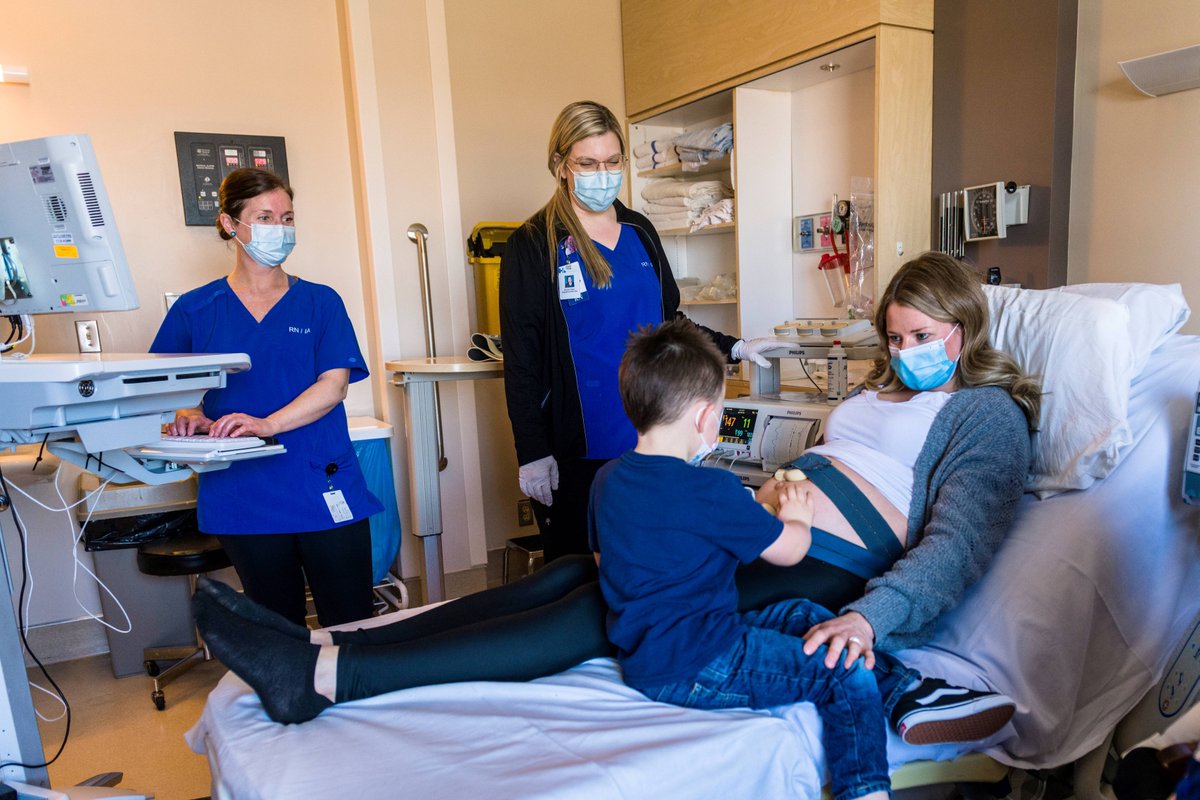 CCHCornwall's tweet photo. In this month's Behind the Scenes column in the @StandFreeholder, CEO Jeanette Despatie takes readers into the hospital's Labour and Delivery Unit, where a highly-trained team of staff and midwives help to deliver nearly 600 babies every year.

Read more: https://t.co/DuyPigxnqw https://t.co/pCnOq0nA6v