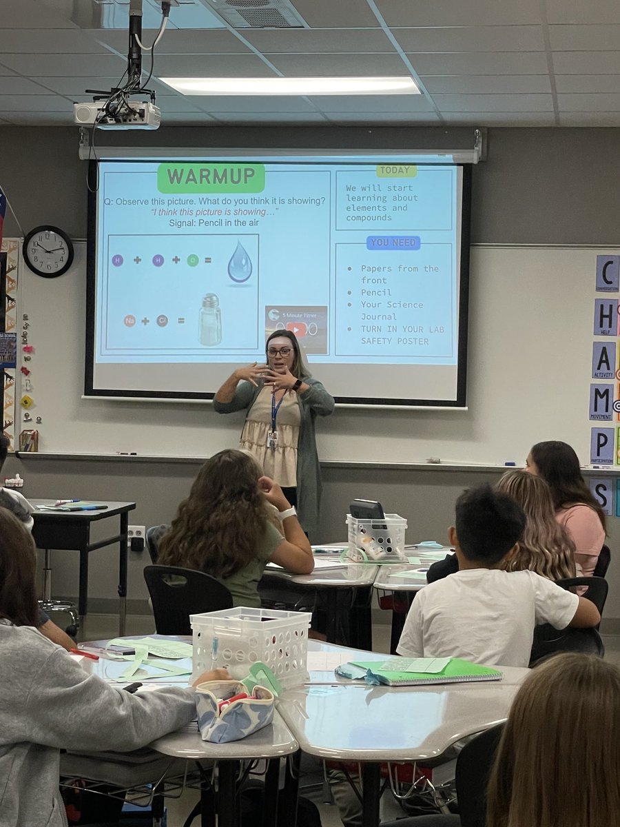 CoachCoxMath's tweet photo. 6th grade science rocking structured conversations! And inclusive questioning. #GoodBetterBest #MMSTigers ⁦@McCormickTigers⁩ https://t.co/XKSfztrWkl