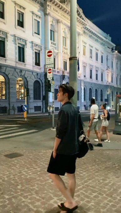 monsoonfiIm's tweet photo. May or may not have disappeared to sulk in Europe again. (This time, I’ll make sure to stick around in Manila despite the fickle weather.) https://t.co/cq5OVrhsEZ