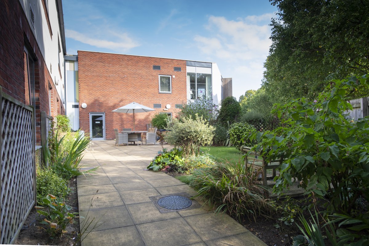 VidaHealthcare1's tweet photo. Vida Hall is the first of three homes opened by Vida Healthcare. There are 70 rooms,  that offer both residential and nursing care for those living with dementia.

To learn more about Vida Hall, contact our Admissions
Team today on 01423 276400 

#VidaHall #VidaHealthcare https://t.co/Wlvljix2Vt