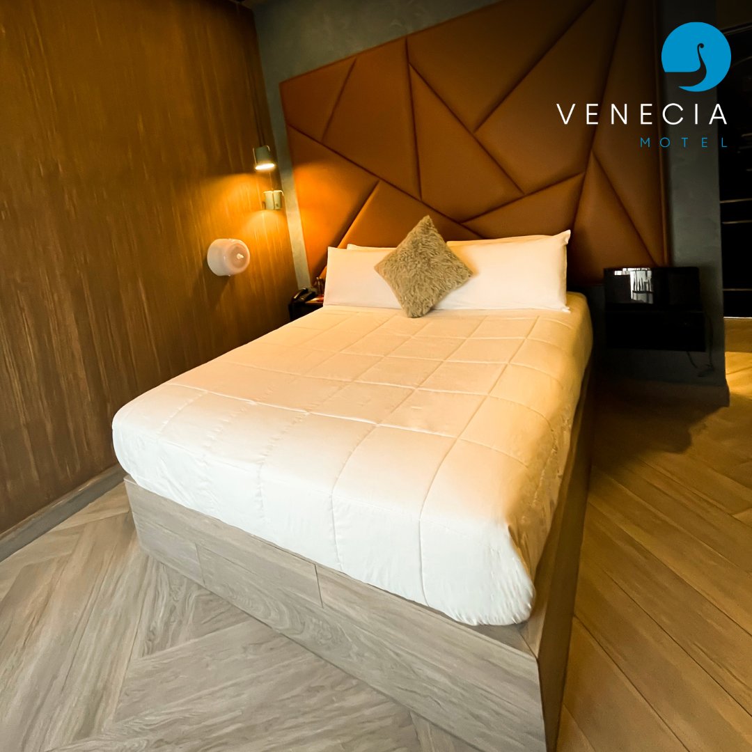 Si te pide ir a #Venecia, no se diga más. ¡Visítanos junto a tu pareja en #Venecia motel y disfruta de nuestras promociones!

#MotelesBioseguros

📍 Estamos ubicados en calle de los Arupos y Eloy Alfaro.
🛏 Habitaciones desde $19,77!!