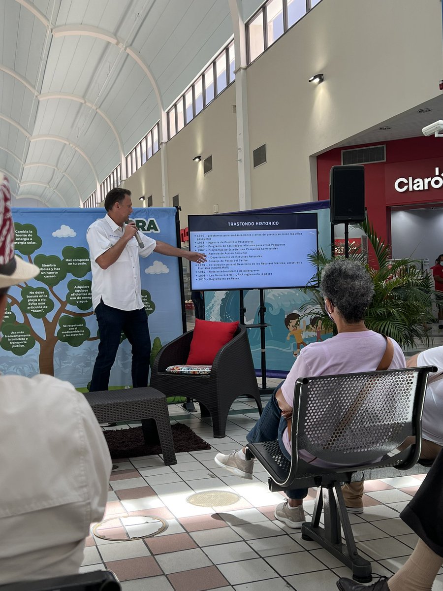 SeaGrantPR's tweet photo. El sábado, 20 de agosto, el Dir. de Extensión Marina, René Esteves, ofreció una charla sobre el impacto del Cambio Climático en las pesquerías de P.R., en la Ruta Planeta Digital del @ECOEXPLORATORIO.

#sciencewitheveryone #seagrantcommsci #puertorico #seagrant #Ecoexploratorio https://t.co/PyBVnlxXIR