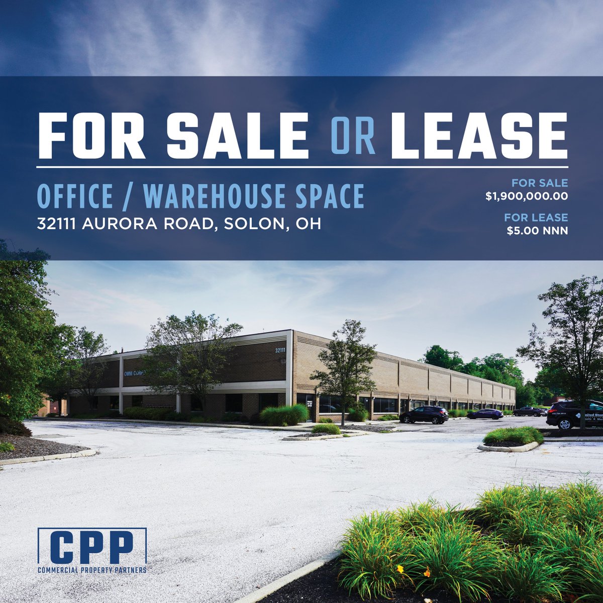RealEstateCPP's tweet image. NEW LISTING! Office/Warehouse Space for SALE or LEASE in Solon, OH. For sale: $1,900,000.00 | For lease: $5.00 NNN. tinyurl.com/32111Aurora

#commercialrealestate #commercialrealestatebroker #officespace #officeforsale #warehouseforsale #solon #realestate #clevelandrealestate