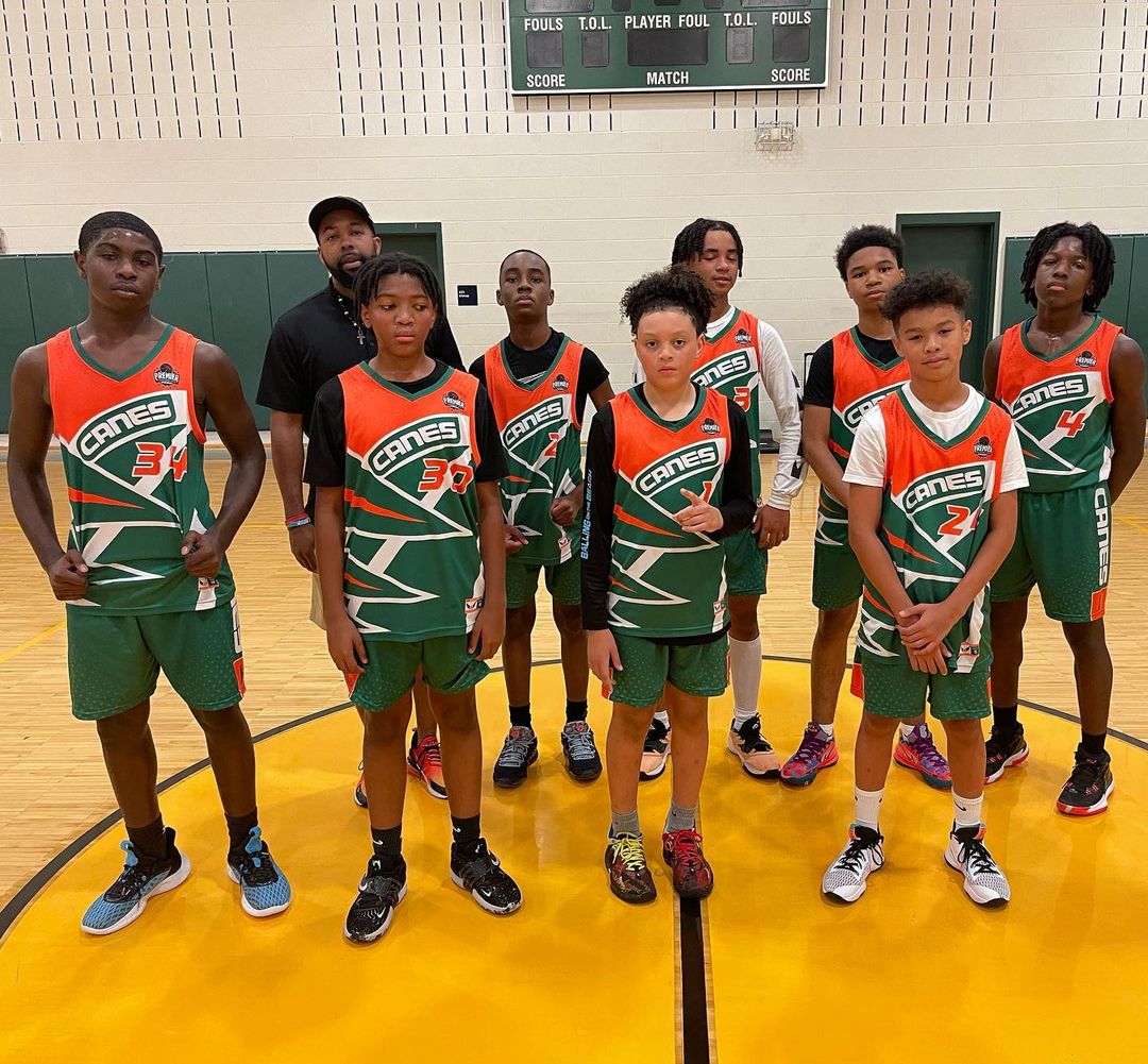 StonewallGreen's tweet photo. We came up short, but all got better because of the experience. Went 4-2 and one game away from the 'chip #thepybl #playpybl #classof2028 #itslevels #dmvbasketball #pybl @thepybl https://t.co/zqPwtyFvnt