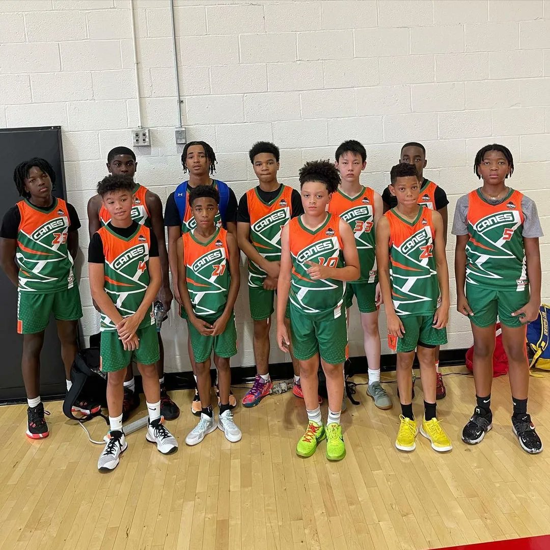 StonewallGreen's tweet photo. We came up short, but all got better because of the experience. Went 4-2 and one game away from the 'chip #thepybl #playpybl #classof2028 #itslevels #dmvbasketball #pybl @thepybl https://t.co/zqPwtyFvnt