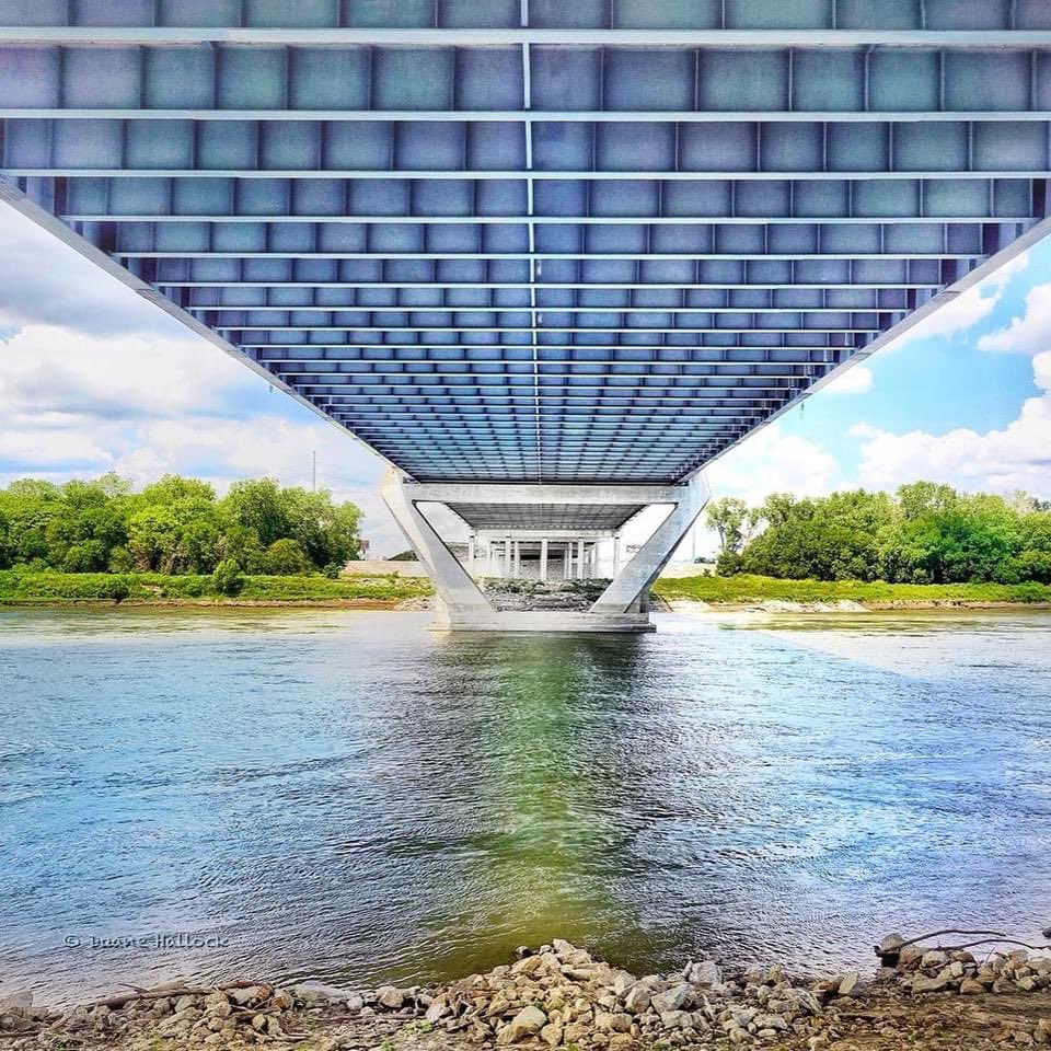 portkc's tweet photo. Thank you, @DuaneHallock, for capturing and sharing the beauty we get to enjoy along the Berkley Riverfront every day!

“No man ever steps in the same river twice, for it’s not the same river and he’s not the same man.” –Heraclitus

https://t.co/VtNqdAGR0z https://t.co/xjK8RBBS49