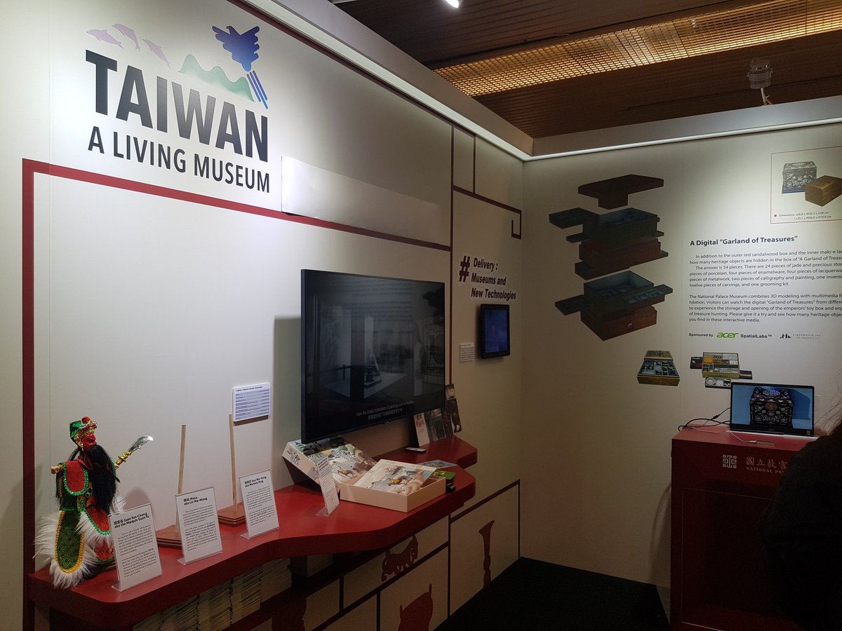 peinadormarta's tweet photo. Don't miss the #MuseumFair in @IcomGC Many companies offer #technology solutions for museums. #DigitalExhibitions #apps #Audiovisuals 
Imprescindible visitar la Feria de empresas en #ICOMPrague2022 #museos #tecnologia #ExposicionesDigitales https://t.co/EdFSQmlP2b