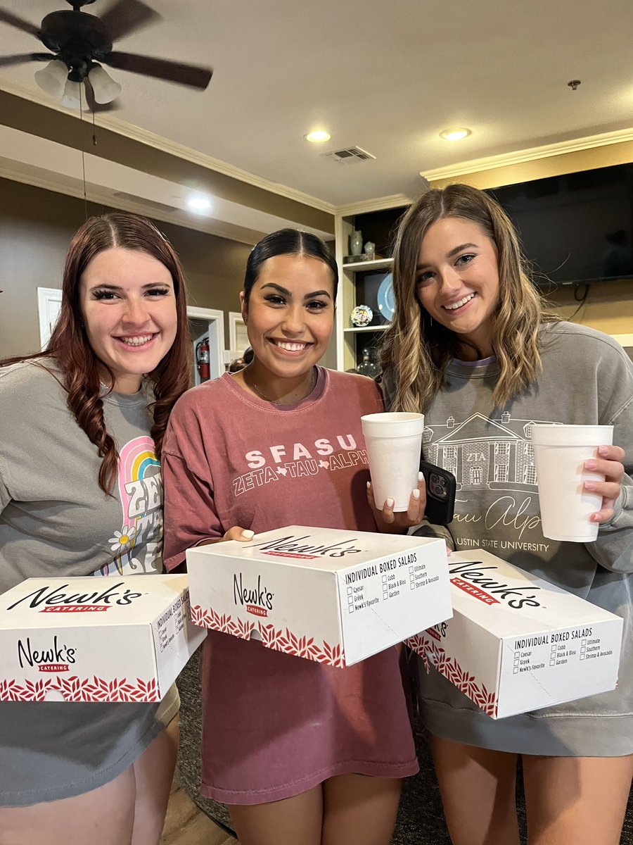 Zeta Tau Alpha, SFASU tweet media