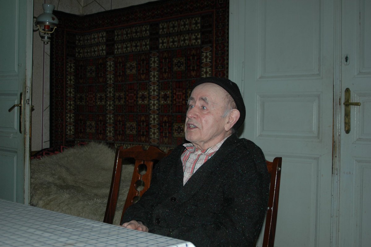 nilsjohan3's tweet photo. @maggiewillrise @EngstrT And ”the last German”, Johann Schlamp. He was a singer in his youth and had vivid memories of the 1920s musical life in Chernivtsi. https://t.co/upDBWX4Wlm