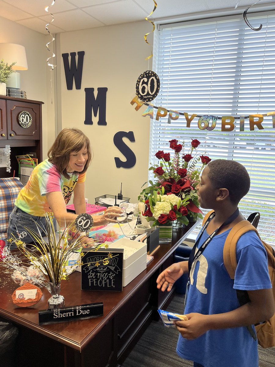 WMS_Wildcats's tweet photo. Even on her birthday, she’s helping others! Happy 60th Mrs. Due! Thank you for taking care of WMS. 🎉🎂🥳
#ItStartsHereRISD
#GoWildcats
#mrsfixit https://t.co/TkrrTVASyM