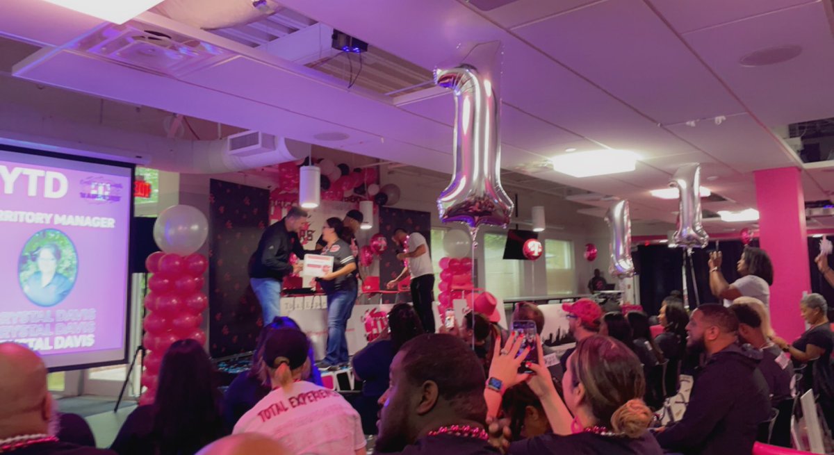 Coastal South’s Retail T100 Town Hall!!! #beintheshowbusiness Let’s go Coastal!! @Riekeberg205 @dreddy7_dt <a href="/tmoorehutch4/">Tamara Moore-Hutcherson</a> @carndoggydog We don’t compete - we DOMINATE!!