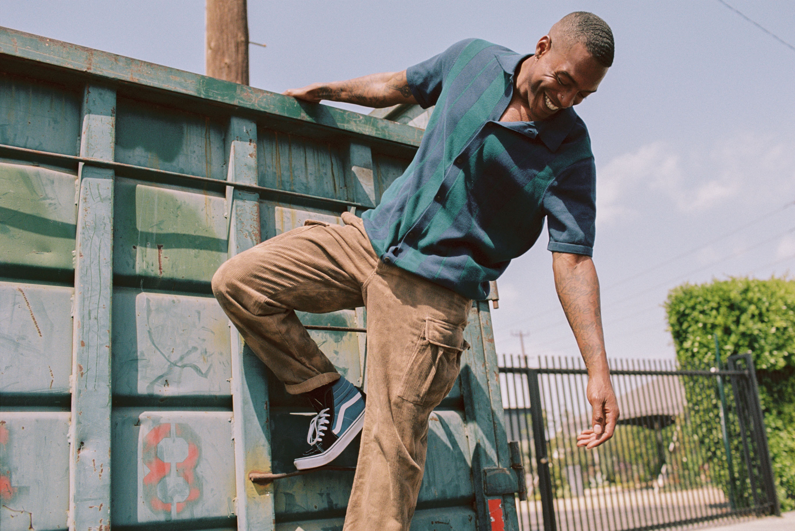 Guys wearing vans deals
