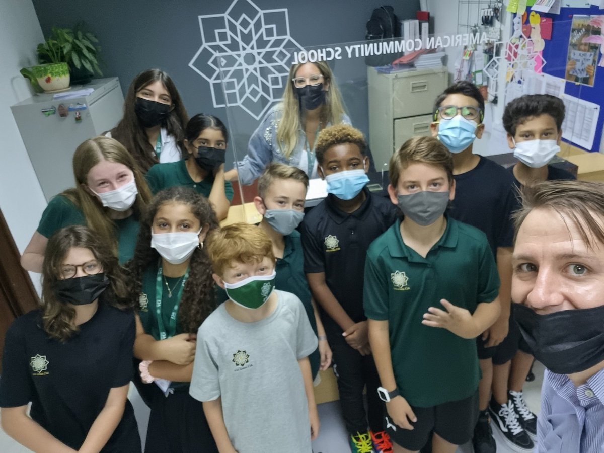 Day one back at school not complete without an obligatory selfie with the 🐐 of the office Ms. Jacquie! <a href="/ACSAbuDhabiMS/">ACS Abu Dhabi Middle School</a> #IamACS <a href="/acsabudhabi/">ACS Abu Dhabi</a>