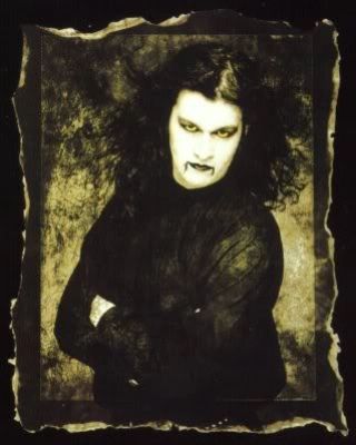 metallus_it's tweet photo. Cradle Of Filth: morto Stuart Anstis, l'ex chitarrista della band! https://t.co/VAvxhlXDzU #CradleOfFilth #StuartAnstis @CradleofFilth https://t.co/l4rOTRssS1