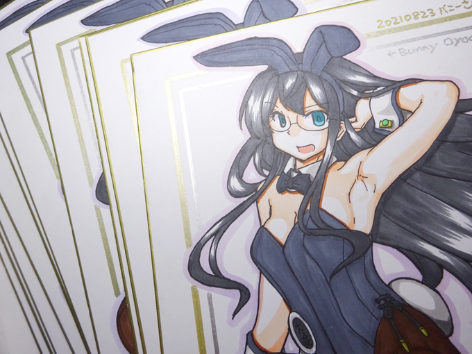 次のbooth用色紙はこれなんだけど仕上げに時間がかかるやつなので今夜には間に合わなかったよ 