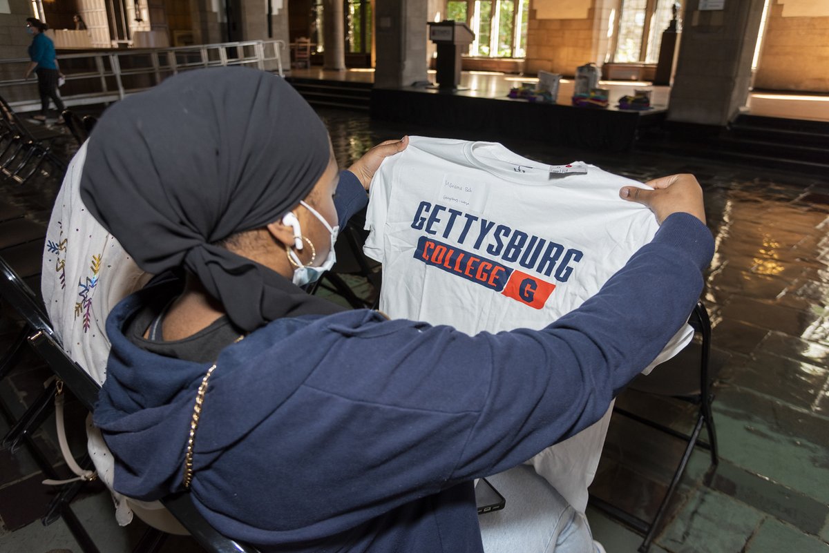 PhillyFutures's tweet photo. Earlier this month, we celebrated our College Kickoff with #SteppingstoneScholars. At this event, first-year students have the opportunity to network with other students at their schools. 

Learn more: https://t.co/8xzBj2rEBB #PFSSMerger https://t.co/Q8fT8yHum6