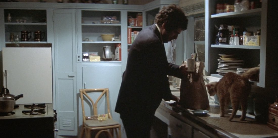 caitiedelaney's tweet image. Girls only want one thing and it’s Philip Marlowe’s apartment located at 2178 High Tower drive