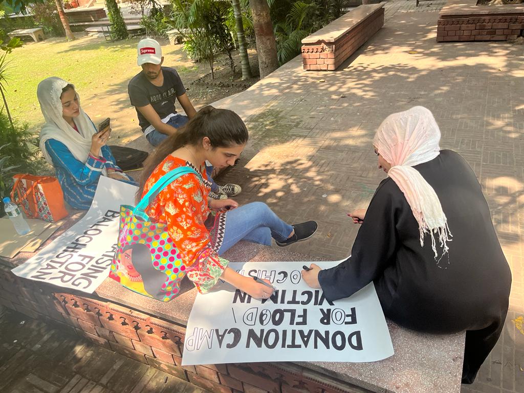 Shay_Mureed_'s tweet photo. We PUCAD family arranged a Camp for flood victims of balochistan. We are thanksfull for you  contribution and we appreciate your spirit.
We are very thankful to Principal (PUCAD) Dr.sumaira javed and Dr Mansoor sahab for your moral support..
#SaveBalochistan
#pucad https://t.co/d52AM66ZIv