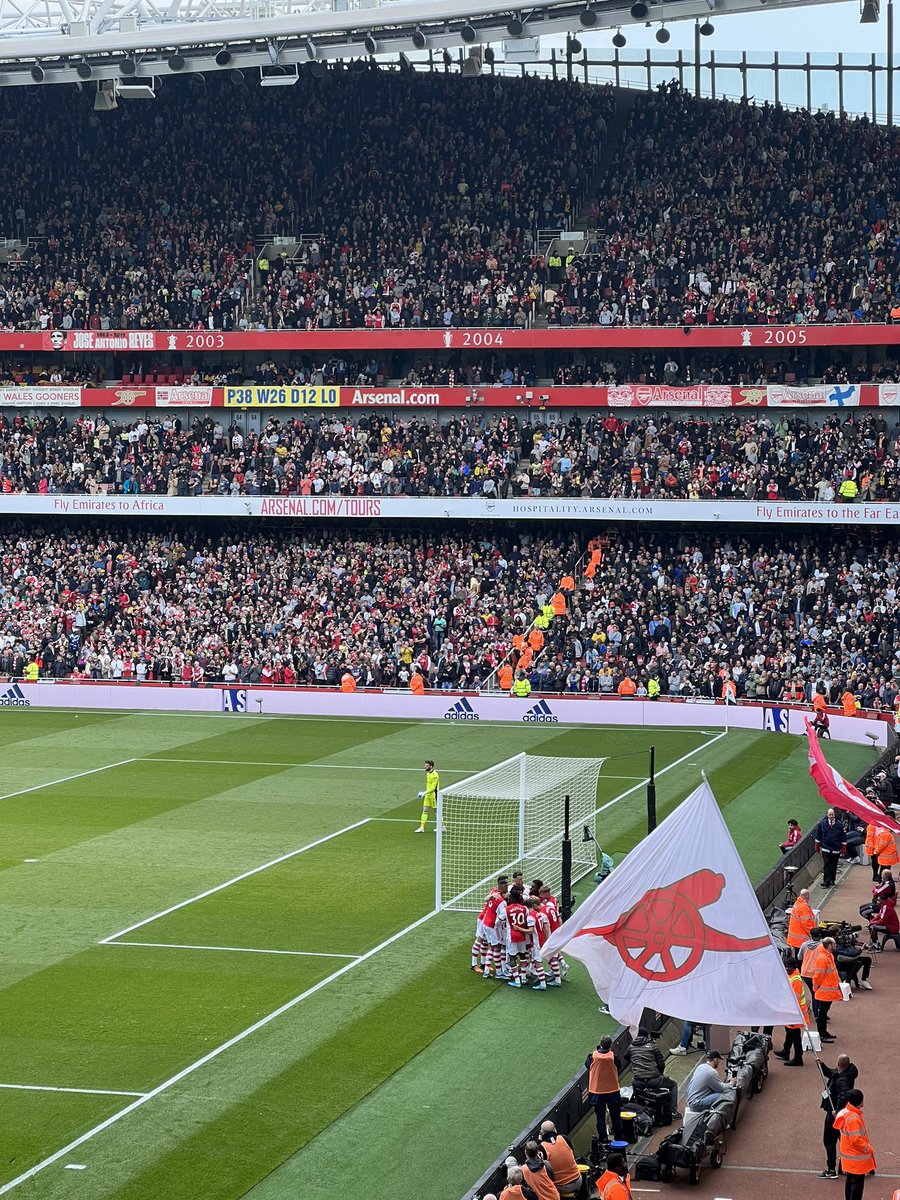 Afc_ahmed_'s tweet photo. 🚨🚨WHO ELSE I HAVEN'T FOLLOWED BACK?? DROP YOUR HURDLES PLEASE GOONERS 👇 https://t.co/Cyw78UclRo