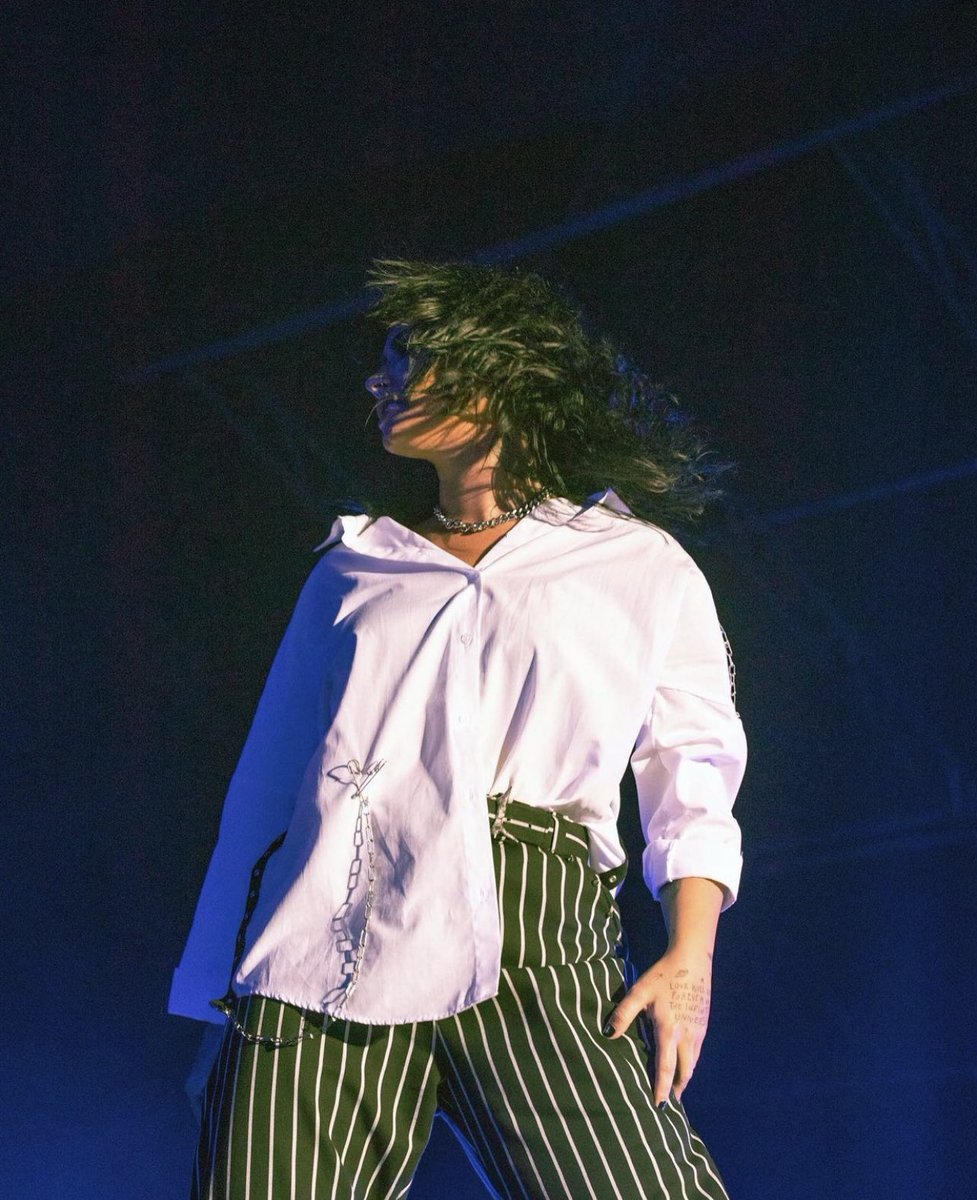ddlovato's tweet photo. Tour starts so soon and I couldn’t be more excited 🥹🥹 South America here we come! 🖤🖤 @voguemagazine https://t.co/rfIgthMEgW