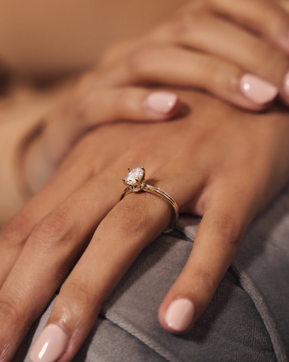 Consider us Team Hidden Halos because they give your engagement ring a special added sparkle from all angles. Are you team hidden halo?⁠

Check out all of our Hidden Halo Engagement Rings, bit.ly/3l6HnKt
Featuring: Clara Hidden Halo Engagement Ring⁠