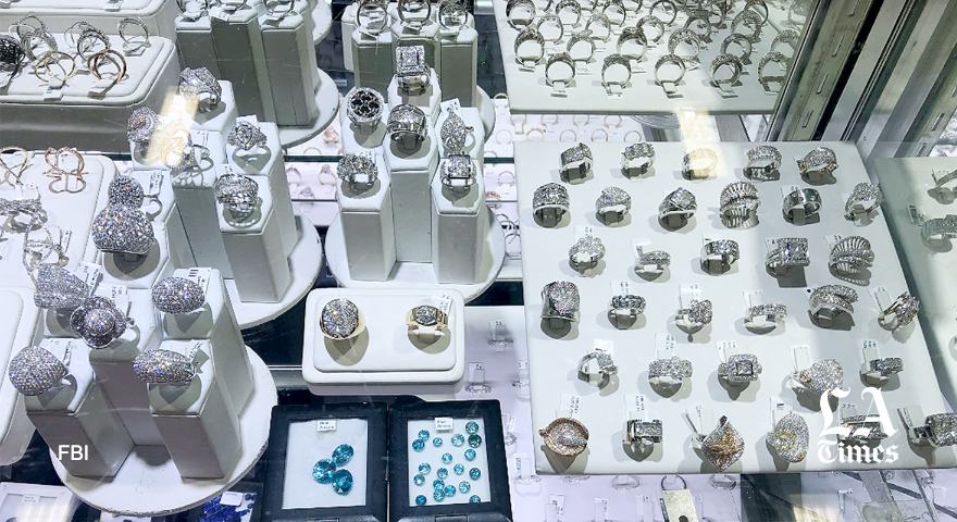 latimes's tweet photo. A valuation at the higher end — the jewelers alleged in their lawsuit that the goods were worth about $100 million — would make the jewelry theft one of the biggest in modern history.

Read more from @DanielNMiller and @LAcrimes here ⬇️
https://t.co/Jjzi4mWV6i https://t.co/X0atV6ueSE