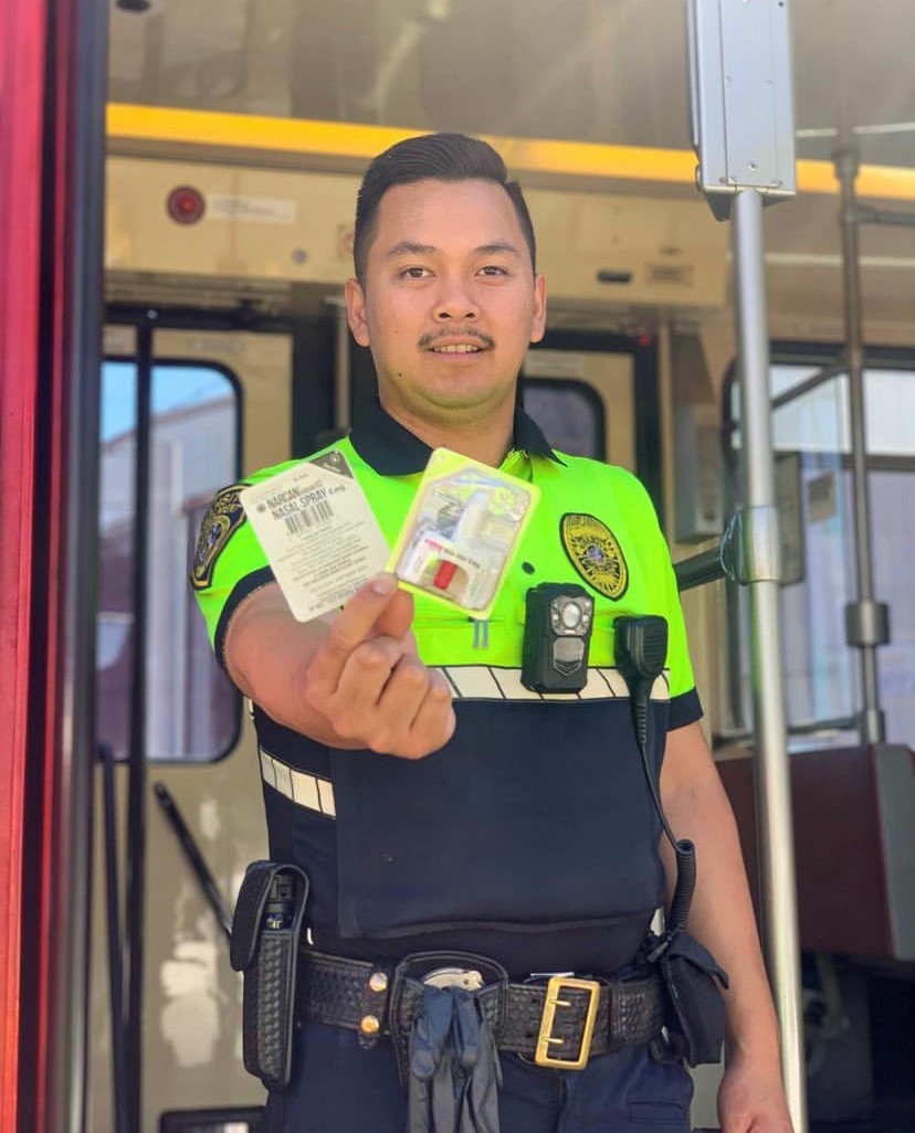 sdmts's tweet photo. #DidYouKnow Our security team receives training to assist riders in medical distress, including Narcan administration. If you see someone onboard experiencing a medical emergency, call 9-1-1 right away &amp; notify the operator (via emergency button) &amp; security (text 619-318-1338). https://t.co/7uqkPxBXsq