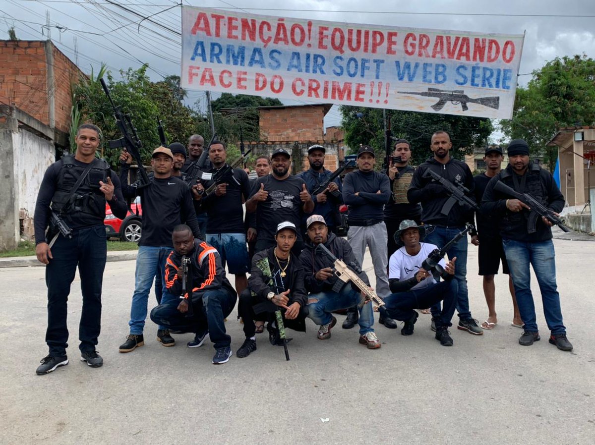 FACESDOCRIME1's tweet photo. Estão preparados pro4°Episódio? Seguem nosso canal lá no YouTube/Arábia Films"E ativem o🔔pra ficarem por dentro de tudo que agente for postar,Obrigado a todos que estão nos ajudando a divulgar nosso trabalho.Cada apoio é gratificante pra gente e cada crítica é força de vontade🙌🏻 https://t.co/jK8L6OMj4B