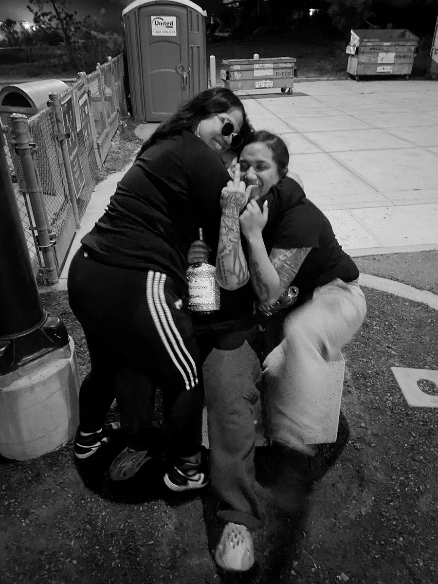 kookiefwM's tweet photo. it was only right we slid on our brother for her unc heavenly 4th year anni🤍 Forever in your corner brother @janesalvl LYA.
@Bebby650 🤞🏽 https://t.co/6uly247cDU