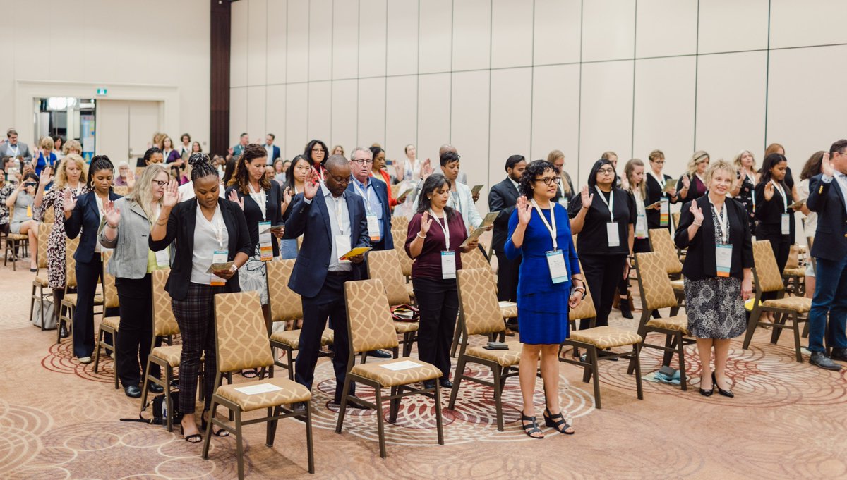 CEBSProgram's tweet photo. Congratulations to our newest CEBS program graduates who attended the Conferment Ceremony at #22SYMP. CEBS graduates, GBA and RPA designees and their guests celebrated their accomplishments during @ISCEBS Symposium in Toronto. Cheers! #CEBS #CEBSgoals https://t.co/xUwehUzSeX
