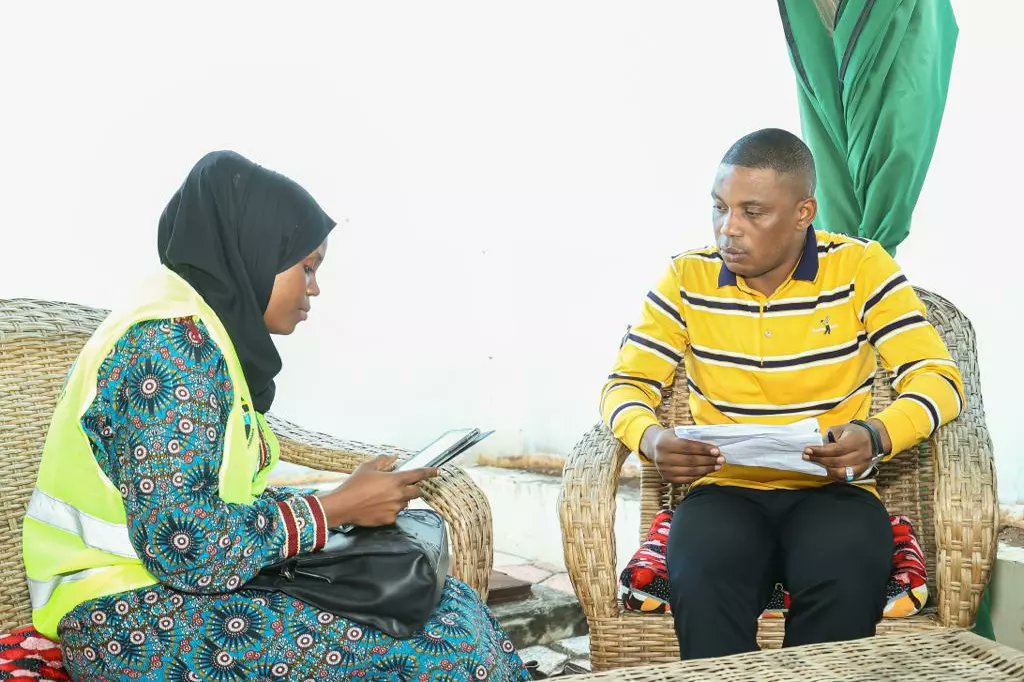 hamdu_shaka's tweet photo. Ukihesabiwa
Tukihesabiwa
Nikihesabiwa
Tutakuwa, Tumehesabiwa, Shiriki Sensa ya watu na Makaazi 2022.
Mimi nimehesabiwa wewe jee?
#Sensakwamaendeleo
#Tujitokezekuhesabiwa https://t.co/RRL7MeiCkh
