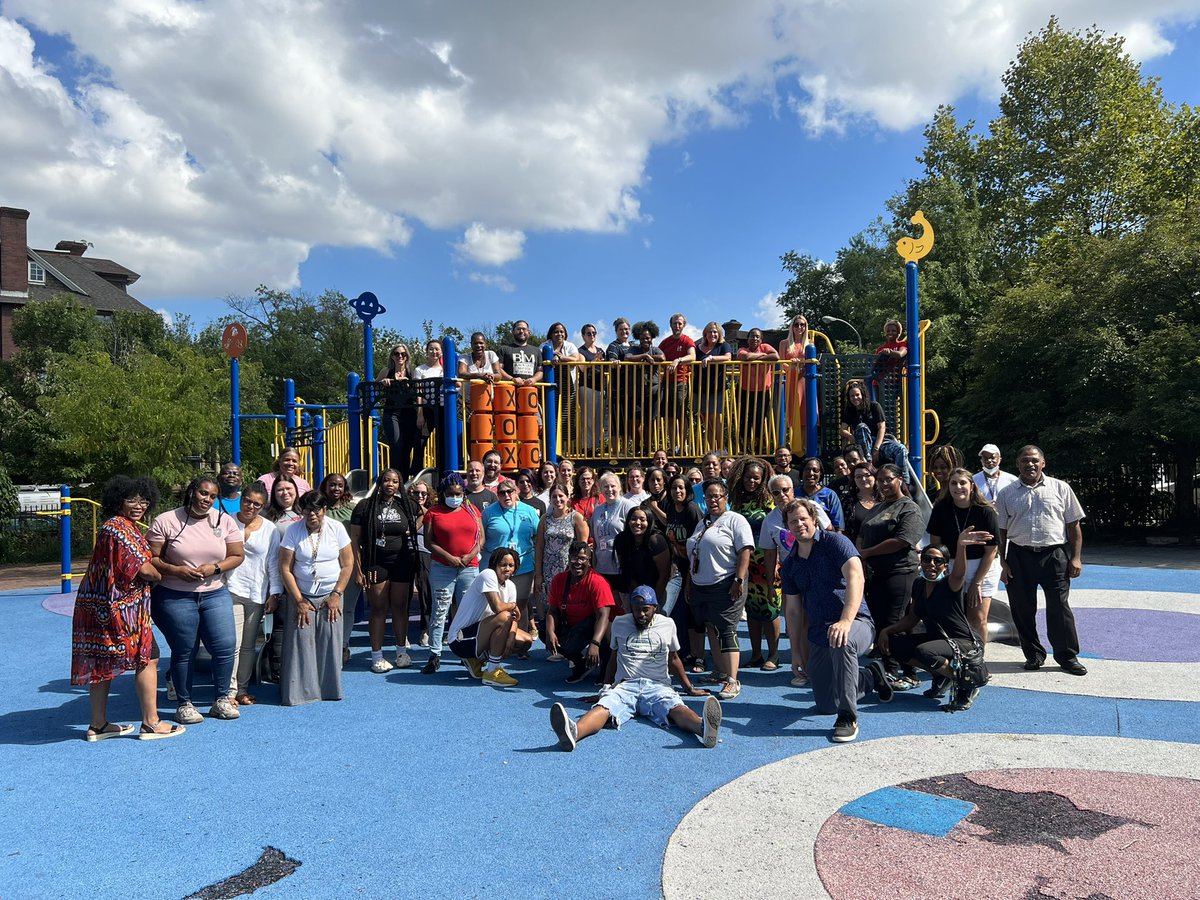 #welcomeback #ringthebelPHL #PHLed excited for the school year ahead and to welcome back our students #LovingLearning@Lea