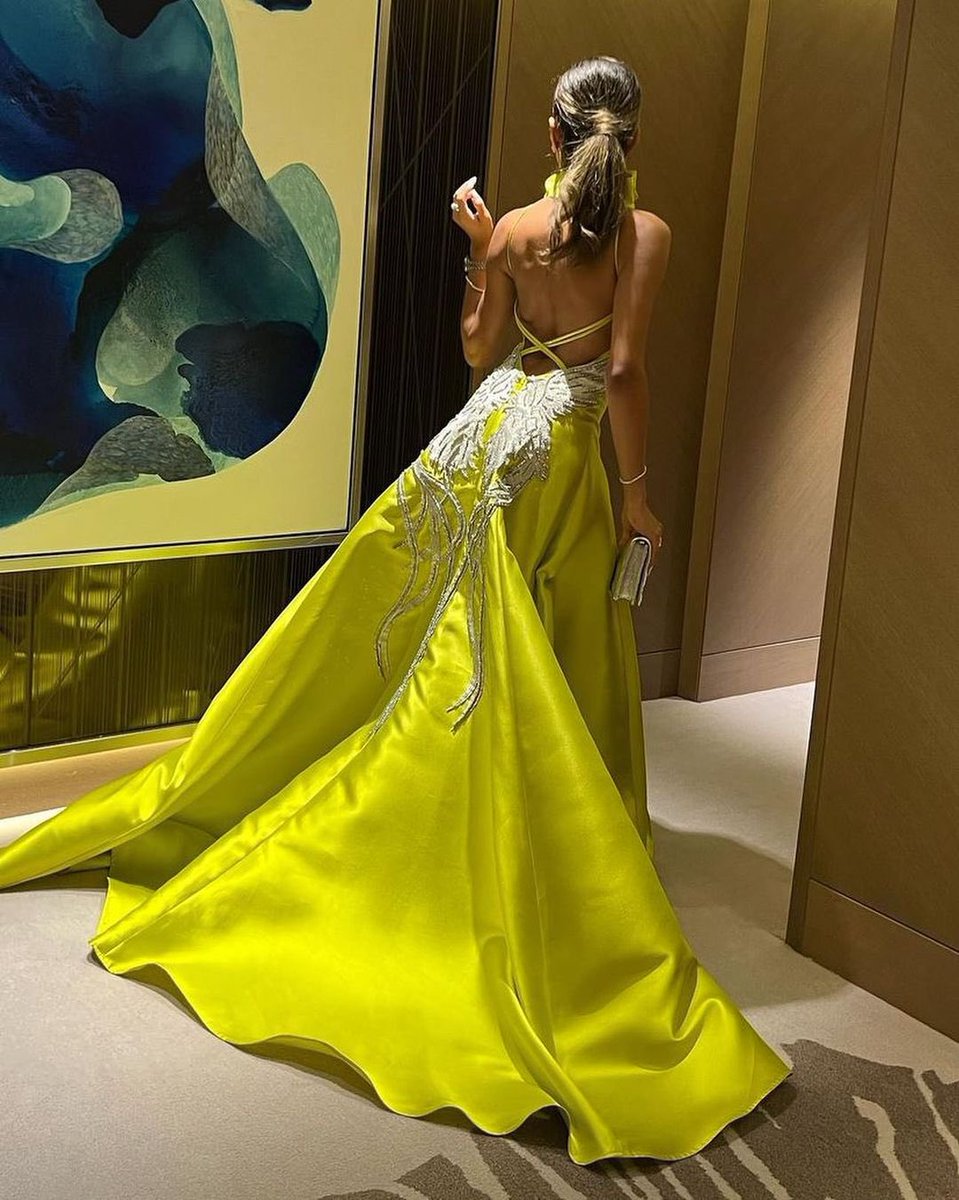 ClassSaudi's tweet image. الأصفر ✨