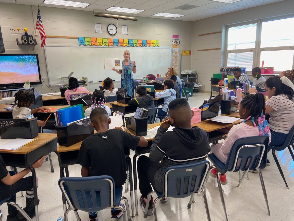 Roanoke City Public Schools tweet media