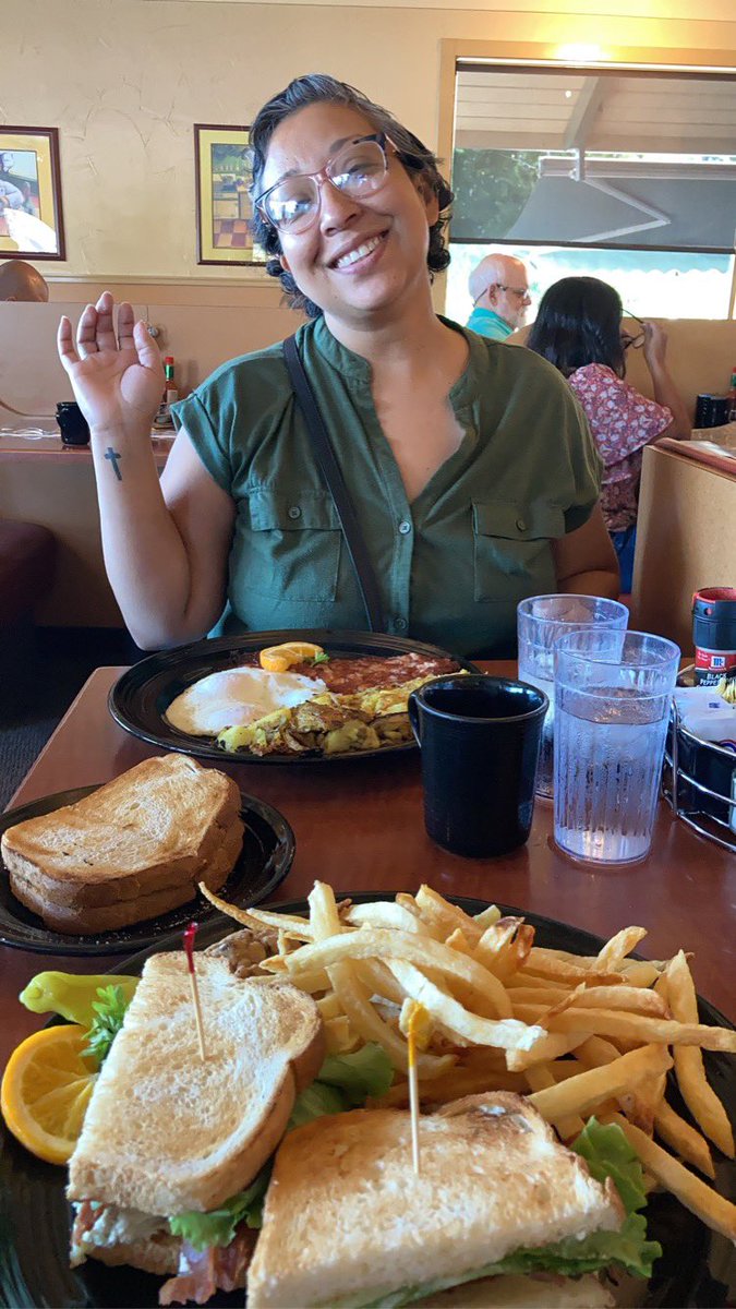 nantwan27's tweet photo. my mom is cancer free !!! https://t.co/OVXpiFL2EP