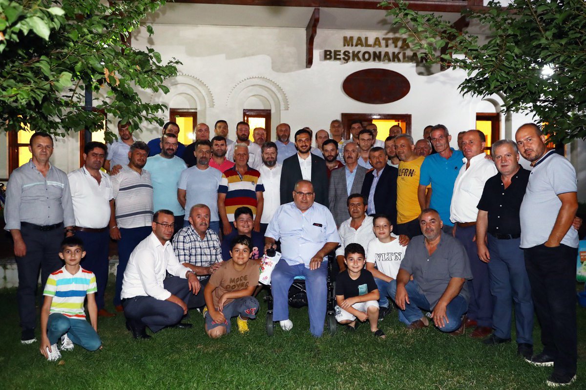 İnebolu/Bayıralan Köyü Derneği’ndeki  (BAYIR-DER) hemşehrilerimizle bir aradayız 🤝

Rabbim birlik ve beraberliğimizi daim eylesin. 

📍Kayısı Bahçesi